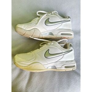 Nike Sneakers Womens 6.5 Air Max‎ Mirabella Lace Up White Lace Up Lowtop Leather
